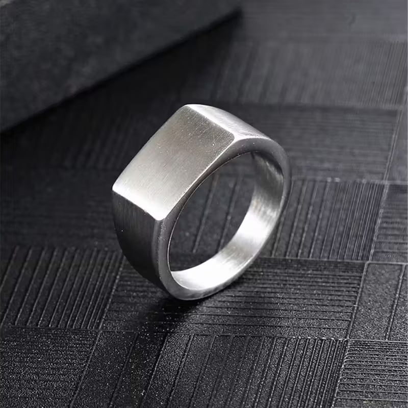 The Modern Man Signet Ring™