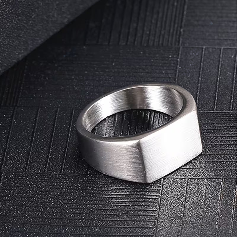 The Modern Man Signet Ring™